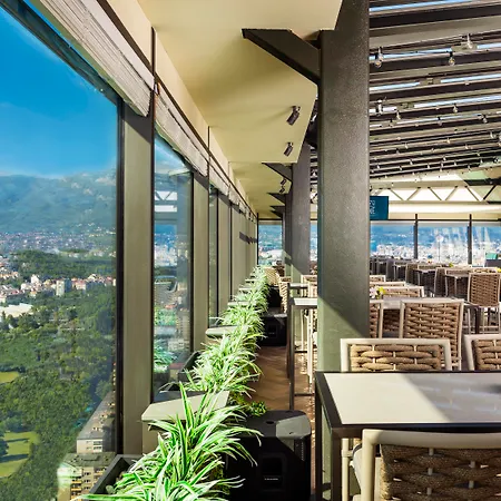 Grand Millennium Otel